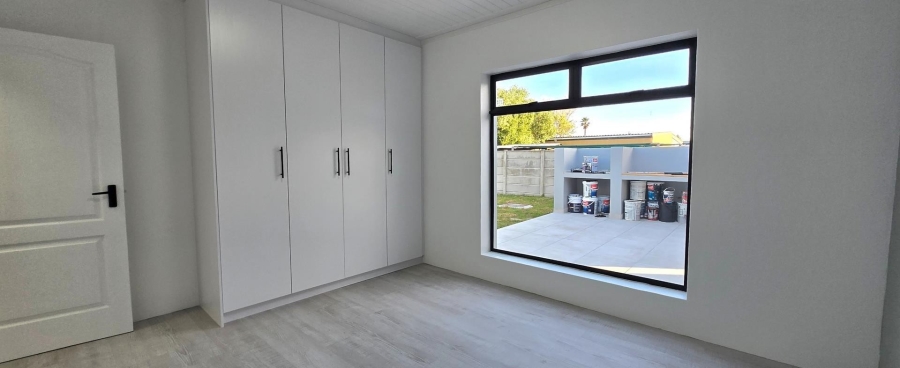 4 Bedroom Property for Sale in Franskraal Western Cape